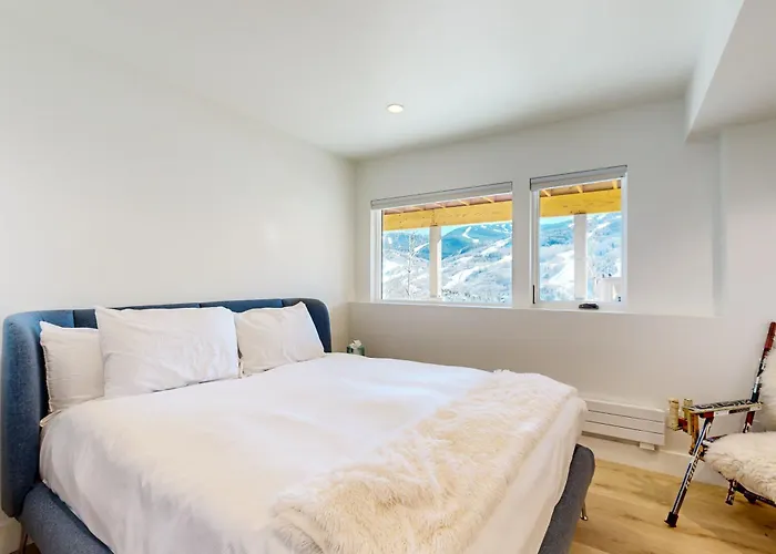 Snowfall Sanctuary, Unit 12